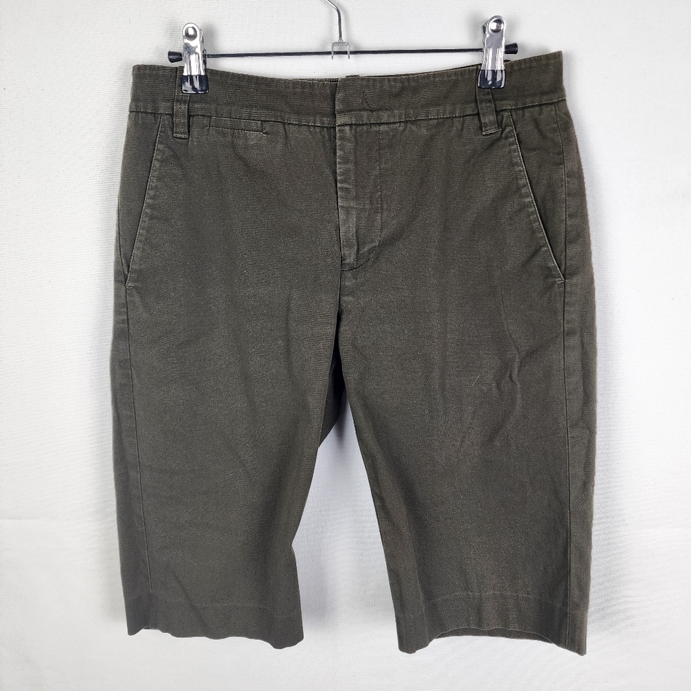 Vince Dark Green Bermuda Shorts Size 4 Gorpcore Neutral Minimalist Linen